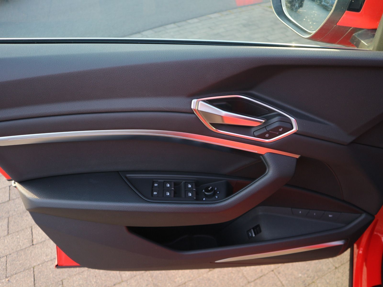 Audi Q8 e-tron - Bild 8