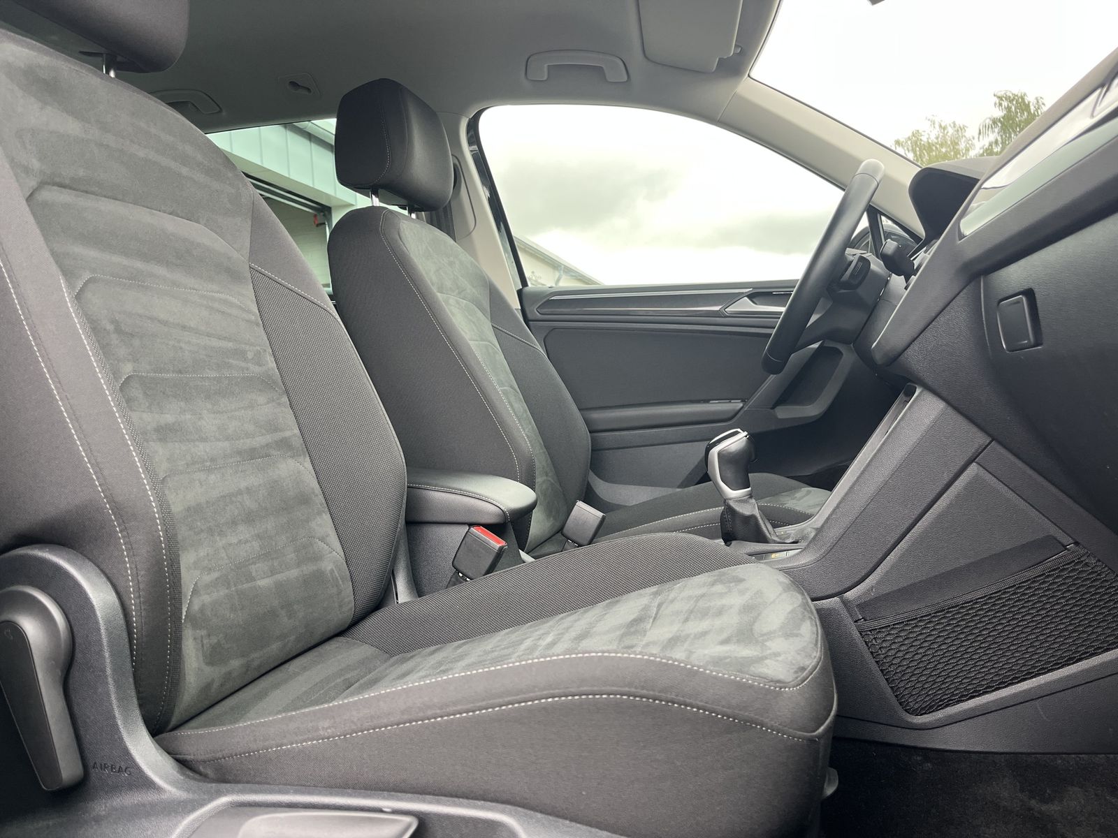 Volkswagen Tiguan 1.4 TSI e-Hybrid Elegance 156€ m.20% Anz. foto 15