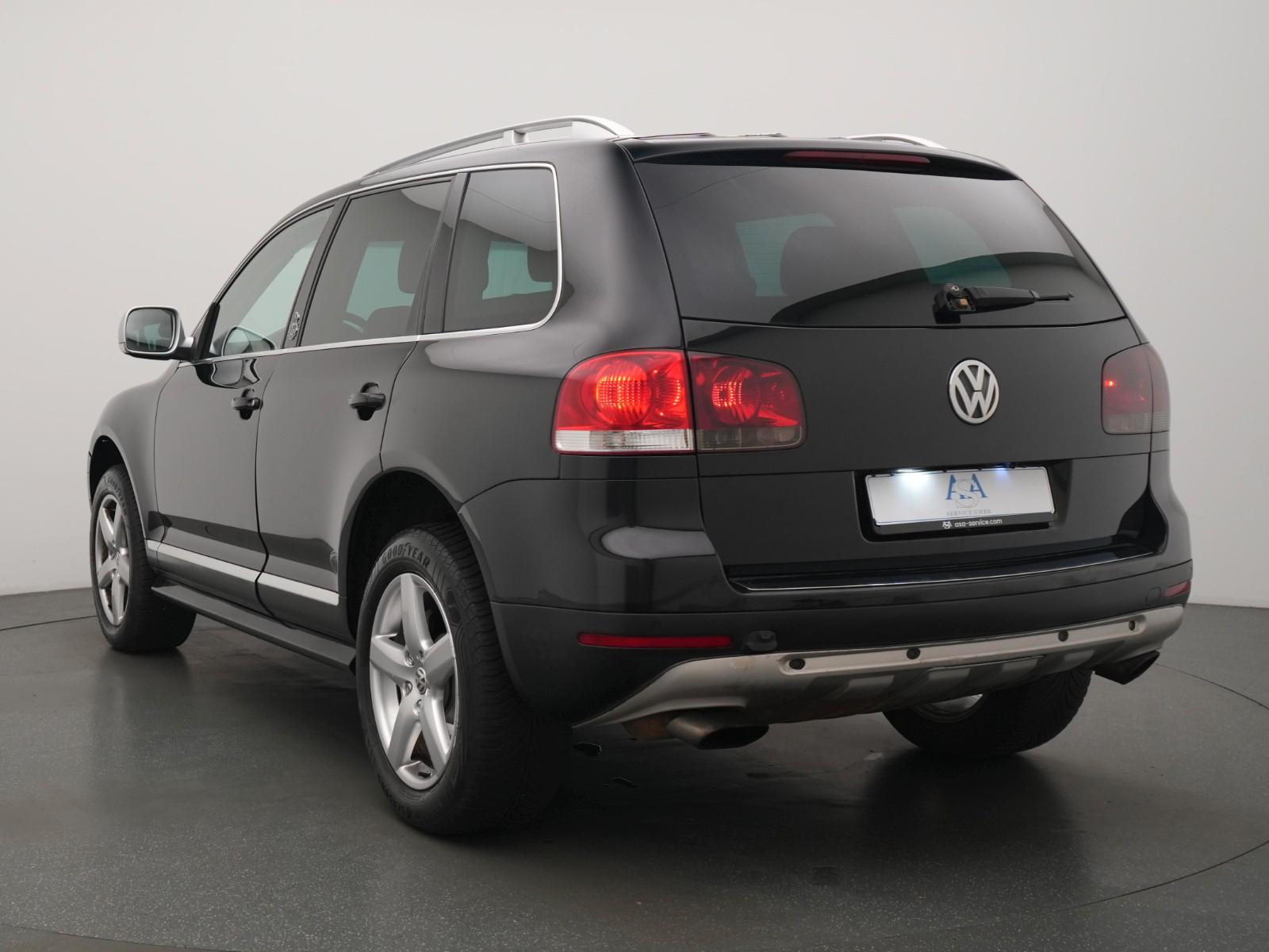 Volkswagen Touareg 2006 — engine 2.967 cm³, 224 HP (165kW)