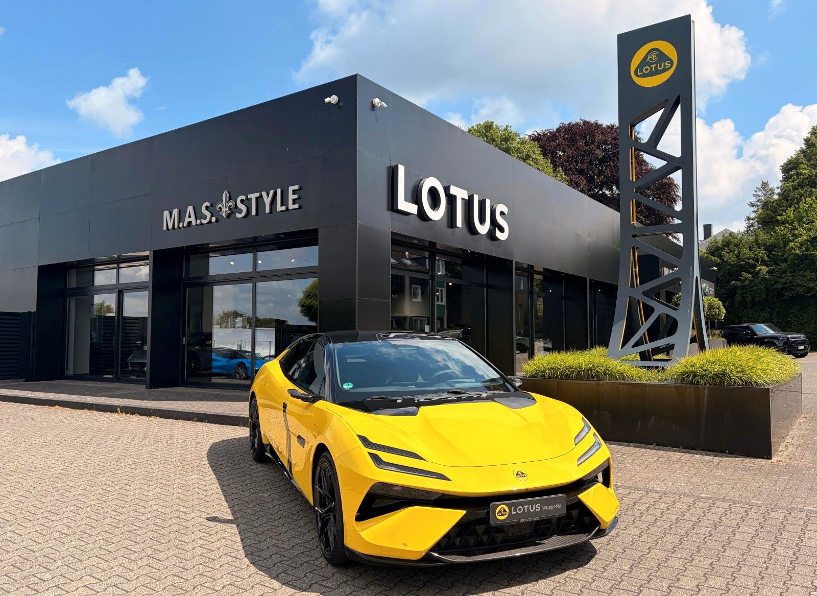 Fahrzeugabbildung Lotus Emeya S Carbon Dynamic Pack 22 Zoll