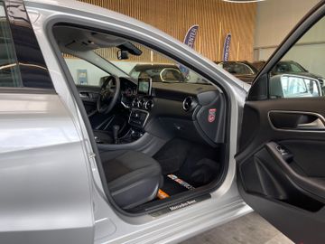 Mercedes-Benz A 180 CDI  d BlueEfficiency *NAVI*SZHZ*KLIMA*