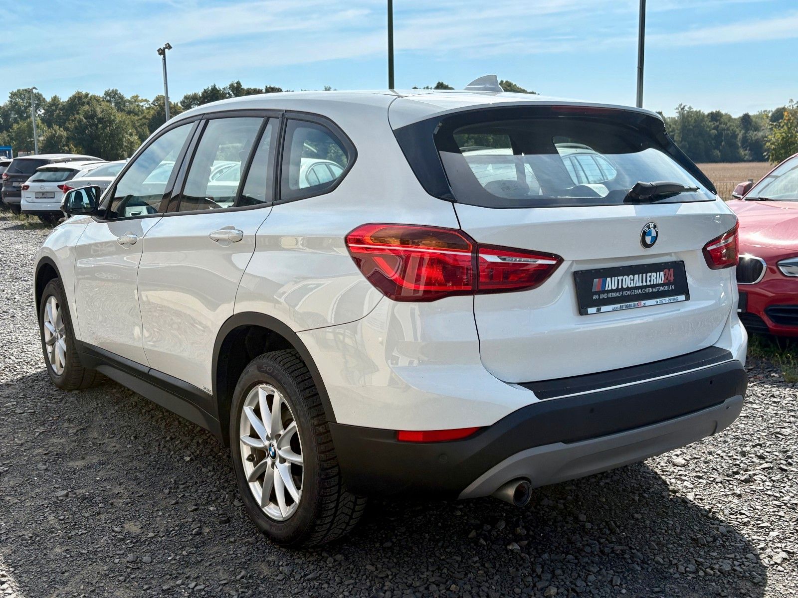 Fahrzeugabbildung BMW X1 xDrive18d Aut. Navi M SPORTLENKRAD Scheckheft