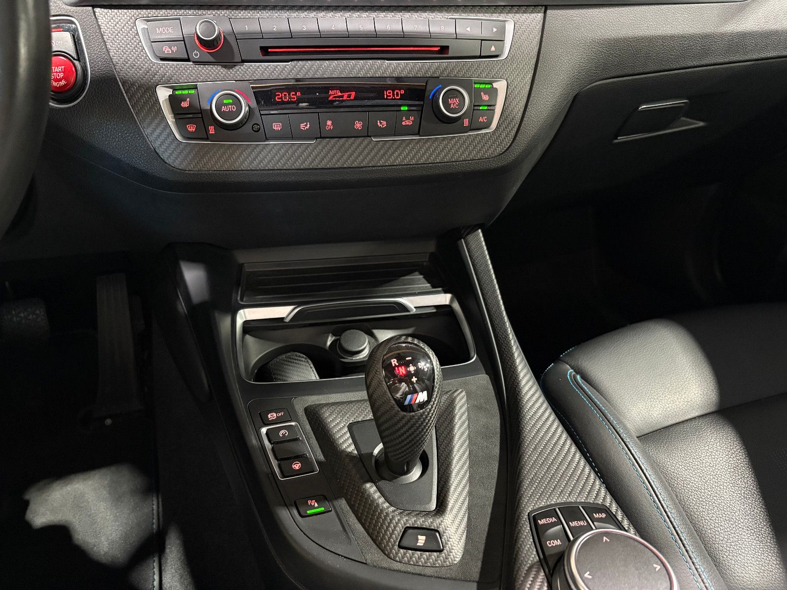 Fahrzeugabbildung BMW M2 Coupe Competition/MEMORY/CARBON/NAVI/PDC