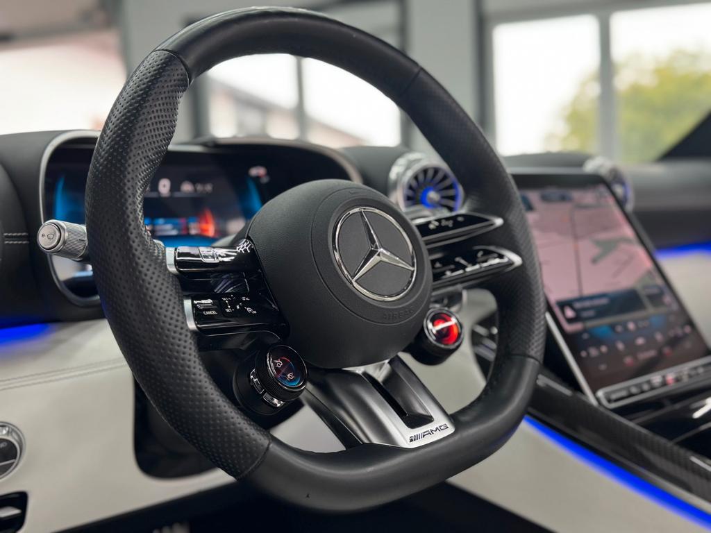 Mercedes-Benz SL 63 AMG