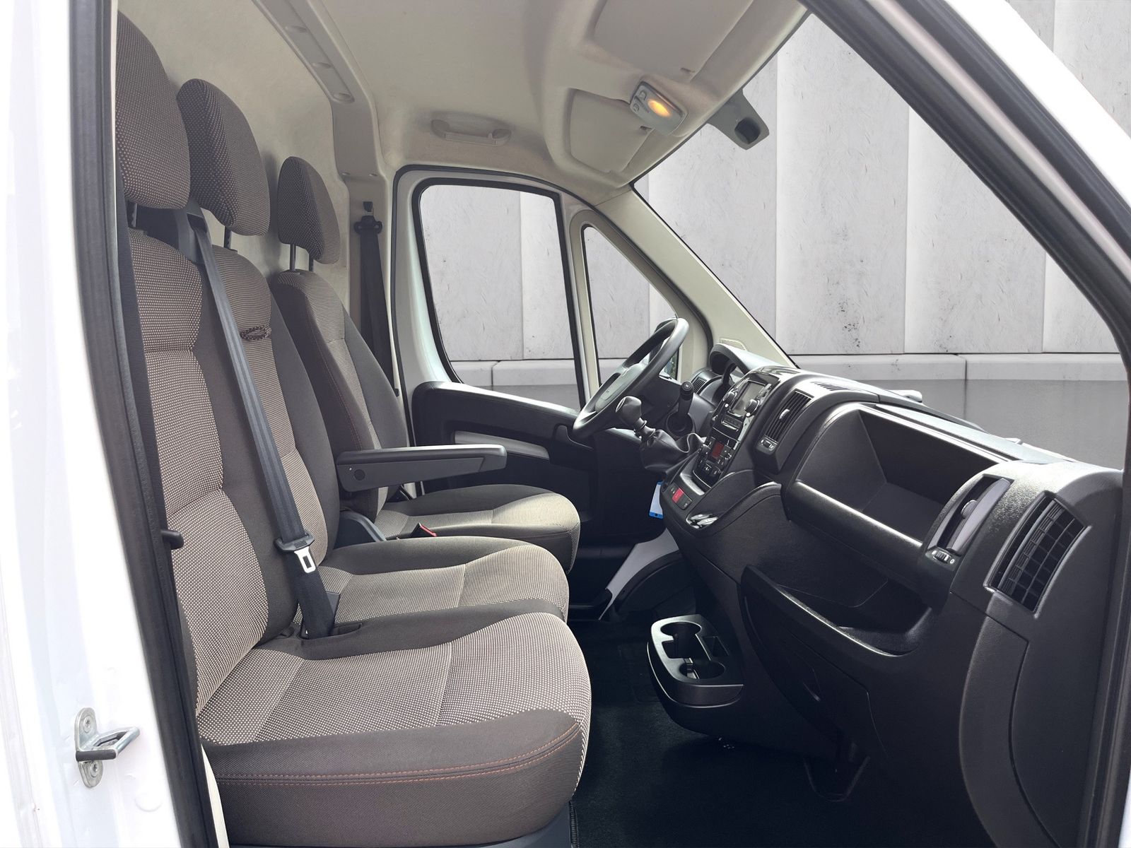Fahrzeugabbildung Peugeot Boxer 435 L4H2 Pro*Navi*PDC*Kamera*Klima*TOP**