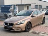 Volvo V40 Summum - Volvo V40: Summum