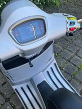 Vespa GTS 300 SUPERTECH Keyless go silber matt - Top! - VESPA SILBER