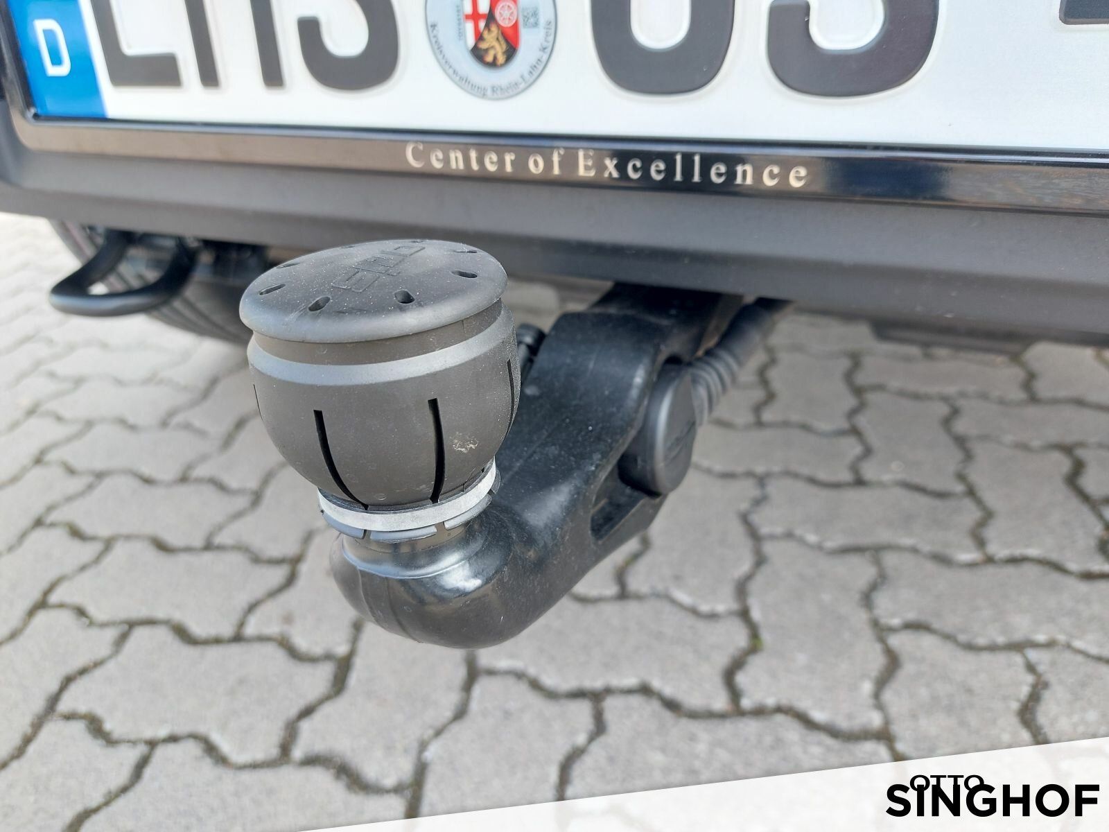 Fahrzeugabbildung Mercedes-Benz G 450 d AMG +Superior+AHK+Night+dyn.LED+360°+