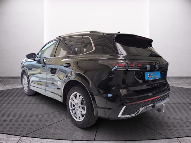 Fahrzeugabbildung Volkswagen Tiguan 1.5 eTSI DSG R-Line STANDHZG HD-MATRIX-LE