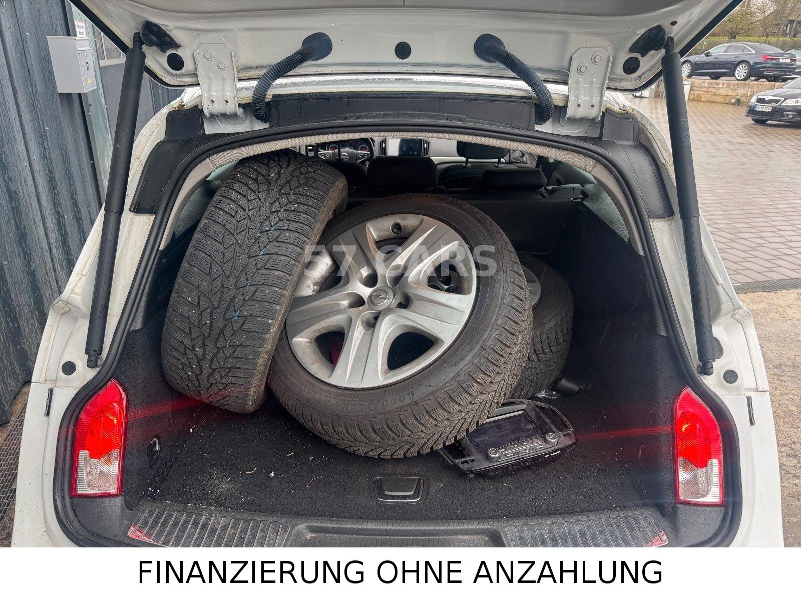 Opel Insignia A Sports Tourer*Carplay*PDC*