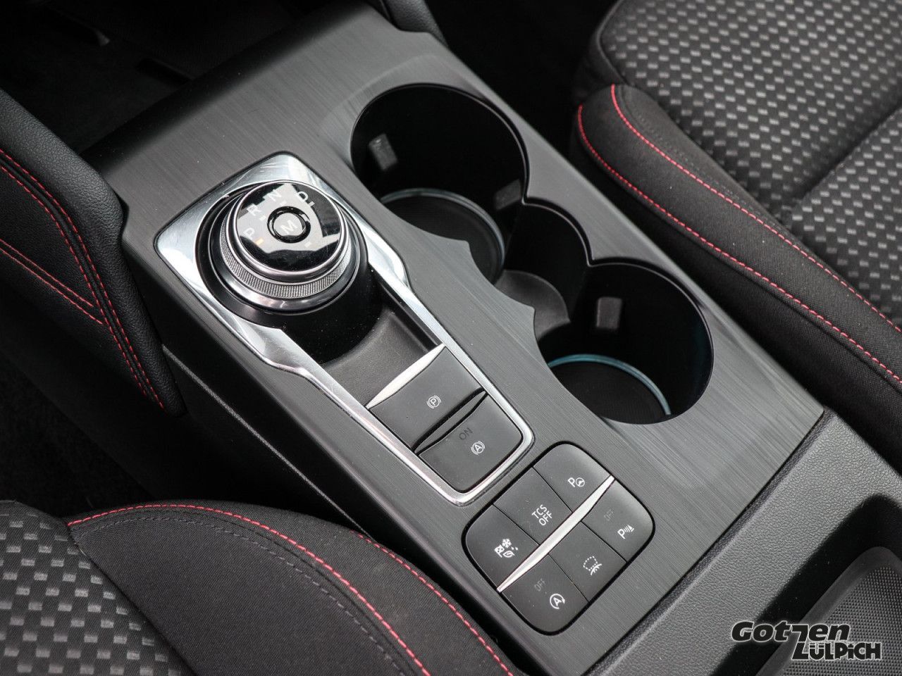 Fahrzeugabbildung Ford Focus Turnier ST-Line 2.0 TDCi Navi Pano LED PDC