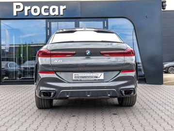 BMW X6 - 11