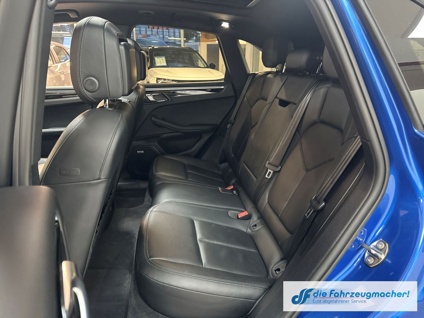 Fahrzeugabbildung Porsche Macan S El. Panodach Navi Memory Sitze Soundsyst