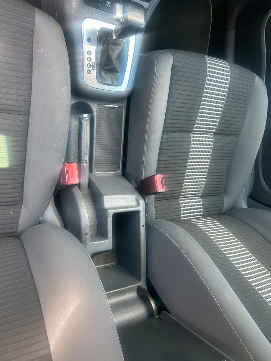 Volkswagen Golf Plus 2008 — photo 13