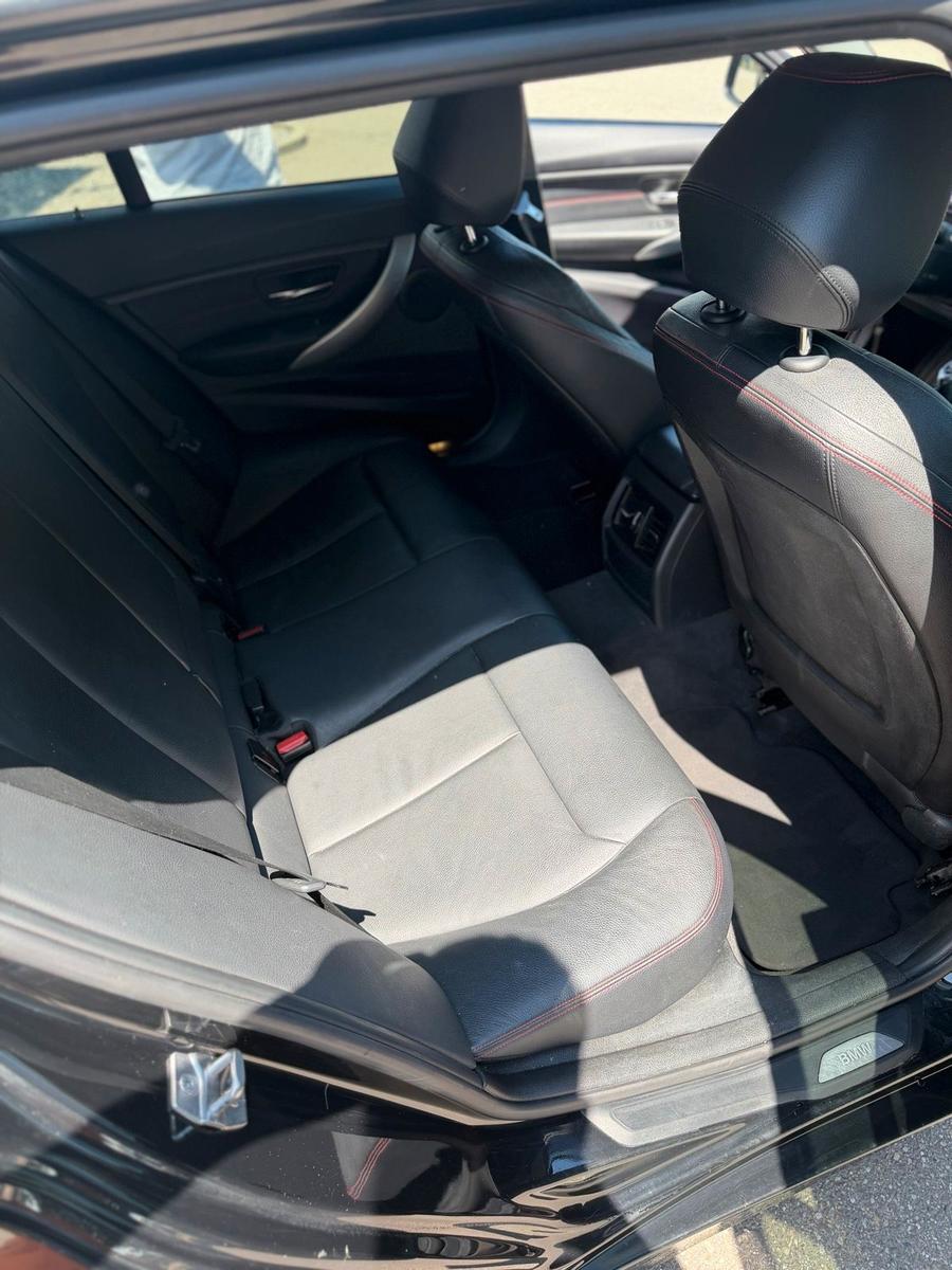BMW 320 2012 — photo 7