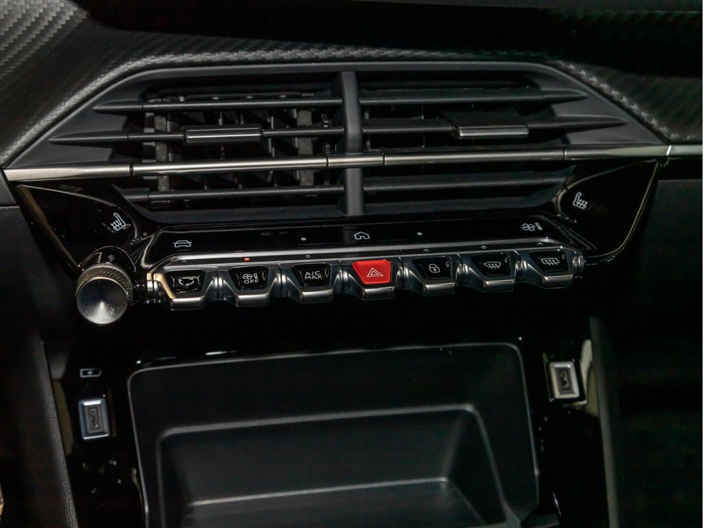 Peugeot 2008 - Bild 18