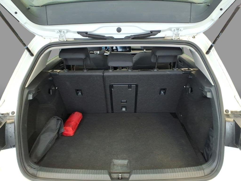 Volkswagen Golf VIII 2.0 TSI Style LED APP Keyless Sitzhzg., миниатюра 7