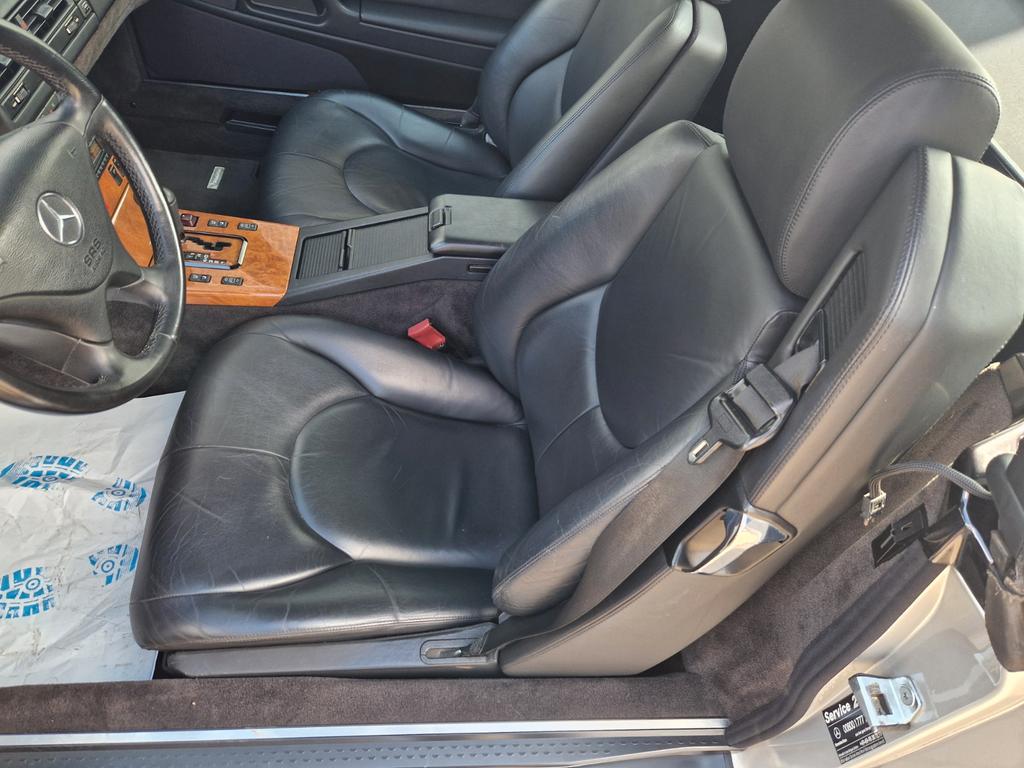 Mercedes-Benz SL 320