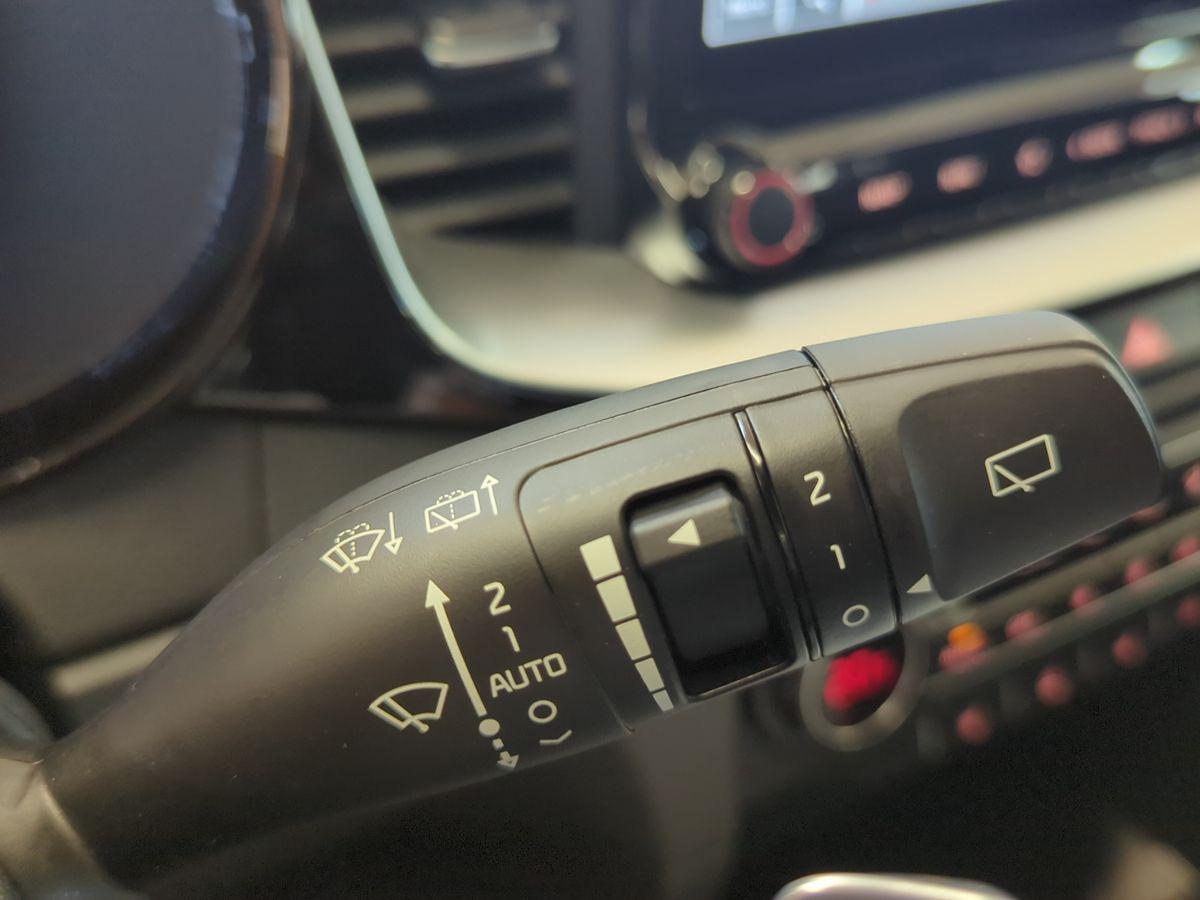 Kia PROCEED 1.6T GT NAVI+LED+KAMERA+CARPLAY+SITHEIZU