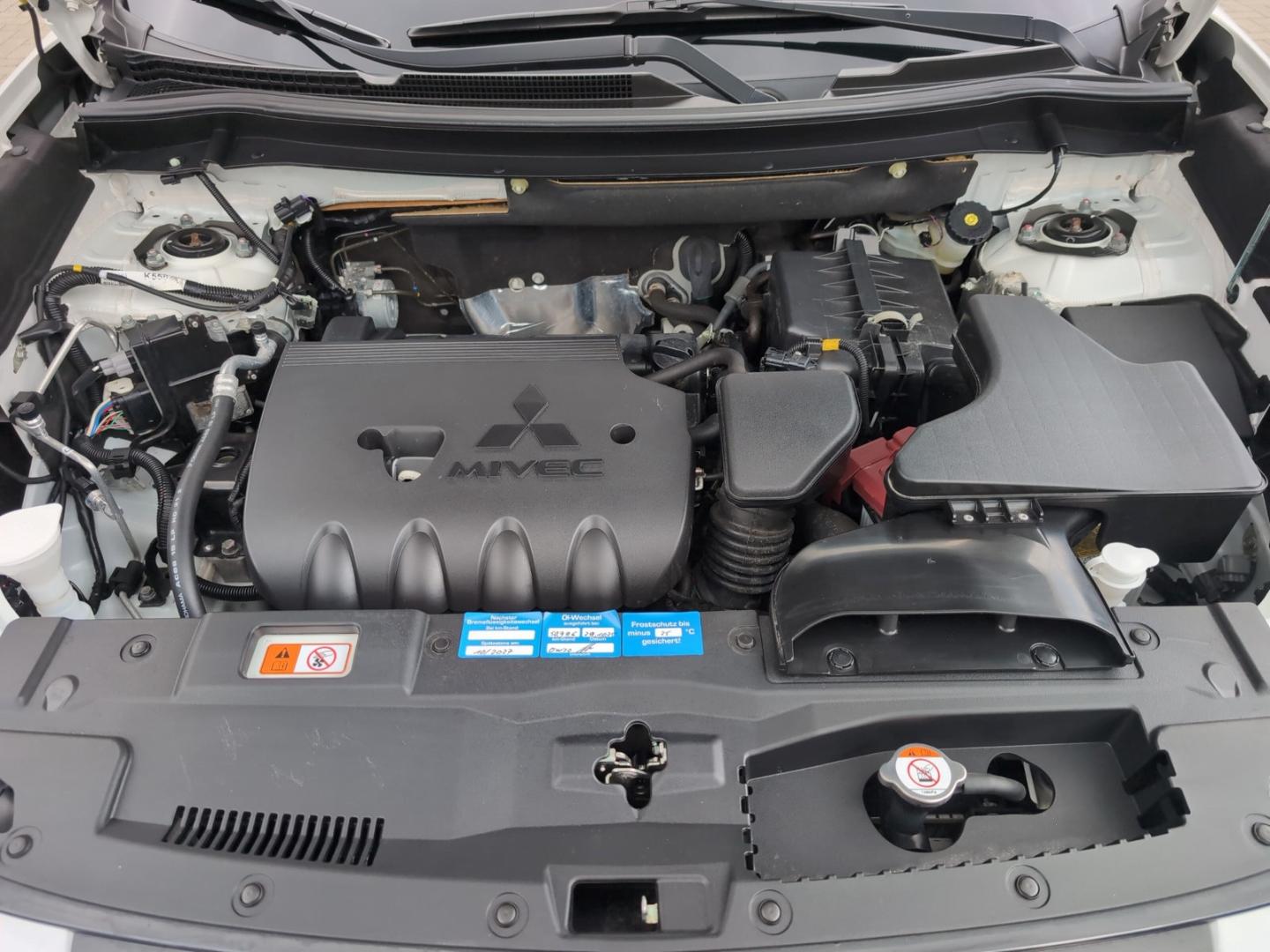 Mitsubishi Outlander Diamant Edition 2,0 l MIVEC 2WD