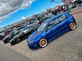 Volkswagen VW Golf R32 4Motion Allrad DSG US deep Blue - Volkswagen aus 2008: R32