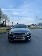 Audi S3 Limousine  *Ohne OPF* BULL X* PANORAMA*B&O - silberne Audi S3