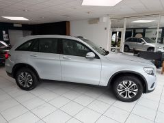 MERCEDES-BENZ GLC 350 d 4Matic 2.HAND PANO 360 ACC AIRMATIC