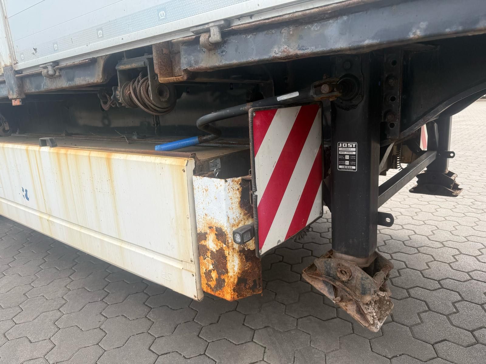 Fahrzeugabbildung Krone Stahlmattenauflieger mit Bordwände - TÜV Neu