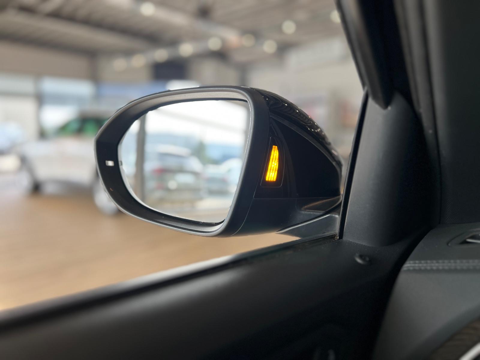 Volkswagen T-Roc R-Line 1.5 DSG /NAVI/KAMERA/AHK/LED/SHZ, миниатюра 28