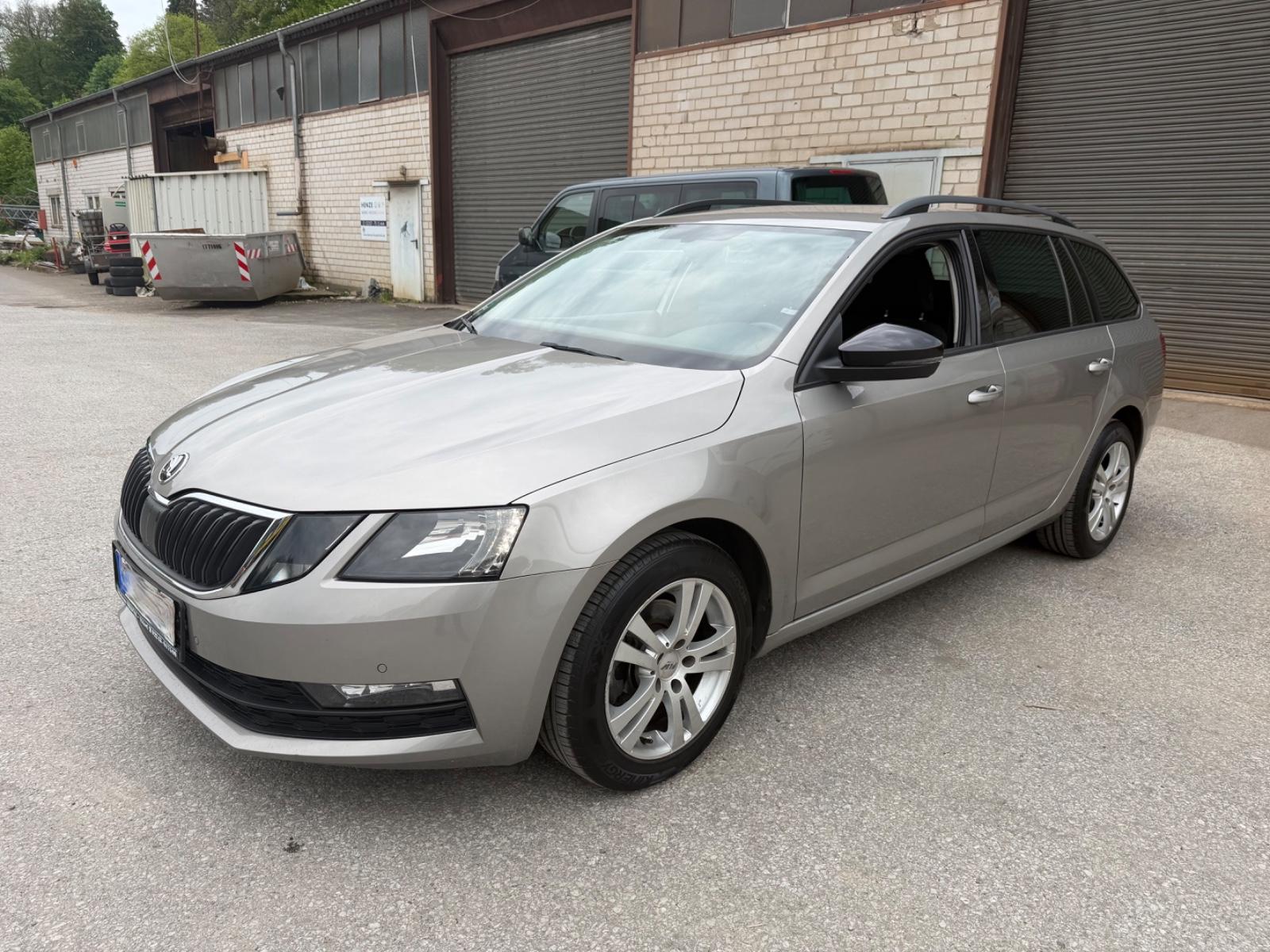 Skoda Octavia Combi 1,4 TSI Ambition *DSG*NAVI*DISTRON