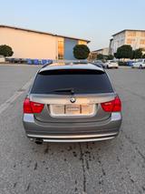 BMW 320i Touring -AHK*NAVI*LEDER*ST-FAHRWERK - BMW 320 aus 2011: 320i