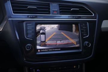 Volkswagen Tiguan - 9
