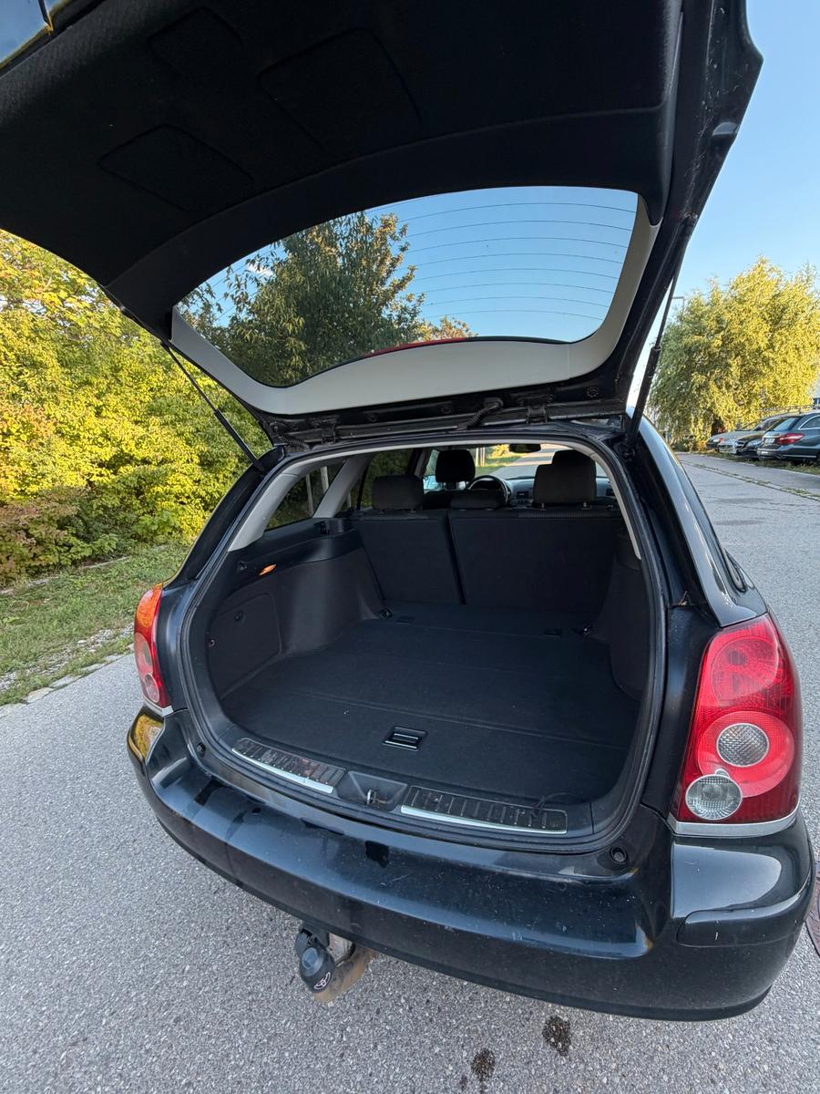 Toyota Avensis 2006 — photo 12