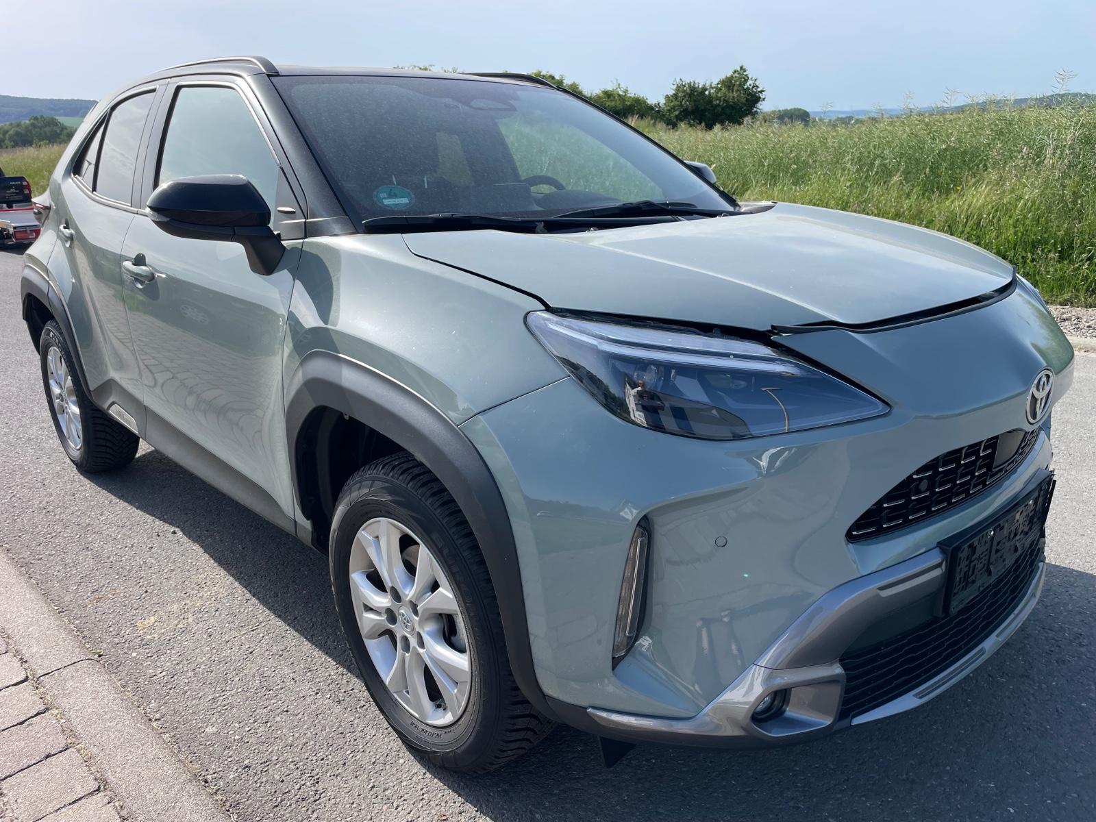 Toyota Yaris Cross 1,5 Hyb. AWD*HEADUP*LEDER*PremiereEd