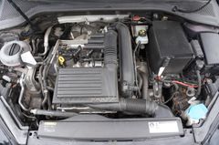 Fahrzeugabbildung Volkswagen Golf VII Lim. BMT Navi Tempo DSG Massage Kamera