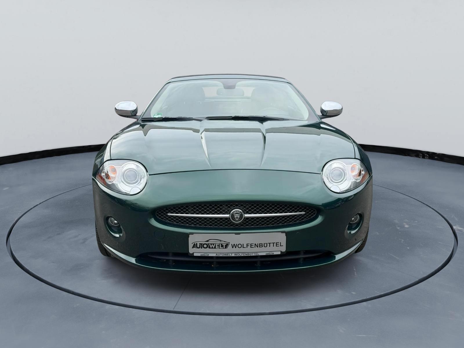 Jaguar XK Coupe / Cabriolet 4.2 Cabrio
