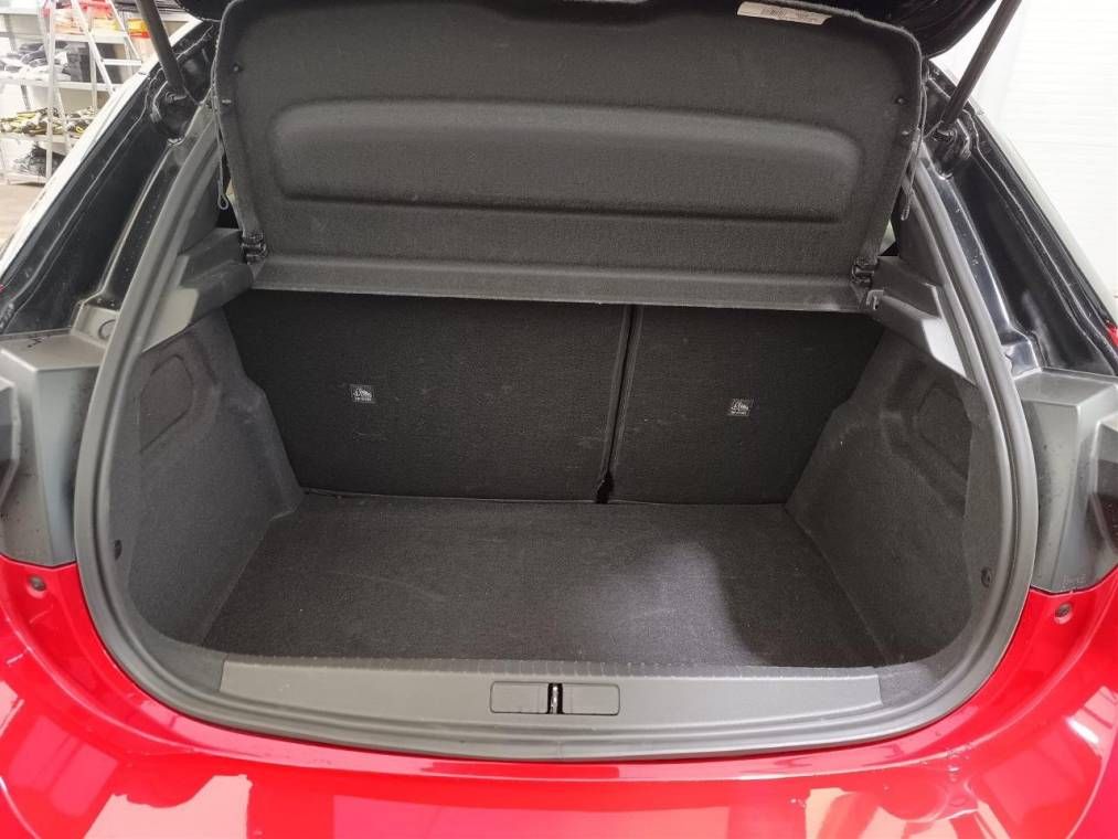 Fahrzeugabbildung Opel Corsa F 1.2 Turbo YES 74KW