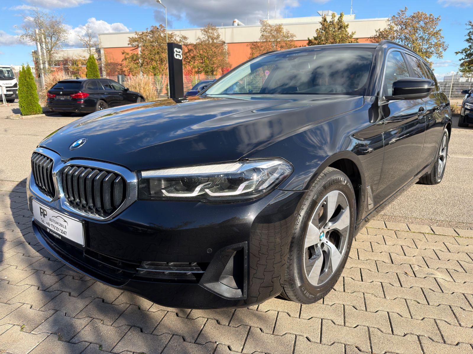BMW 520d Touring LCI - Komf.-Sitze - H&K - HuD - Pro imagem 2