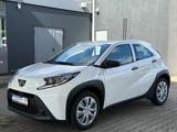 Toyota Aygo X SPURHALTEASSISTENT/KLIMA/1.HAND/TOP - Toyota Aygo (X) in Osnabrück