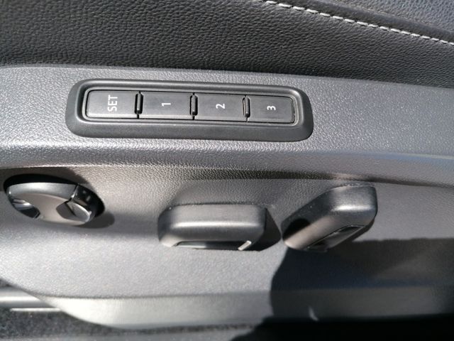Tiguan 2.0 TSI DSG 4M Highline/ R-Line LEDER