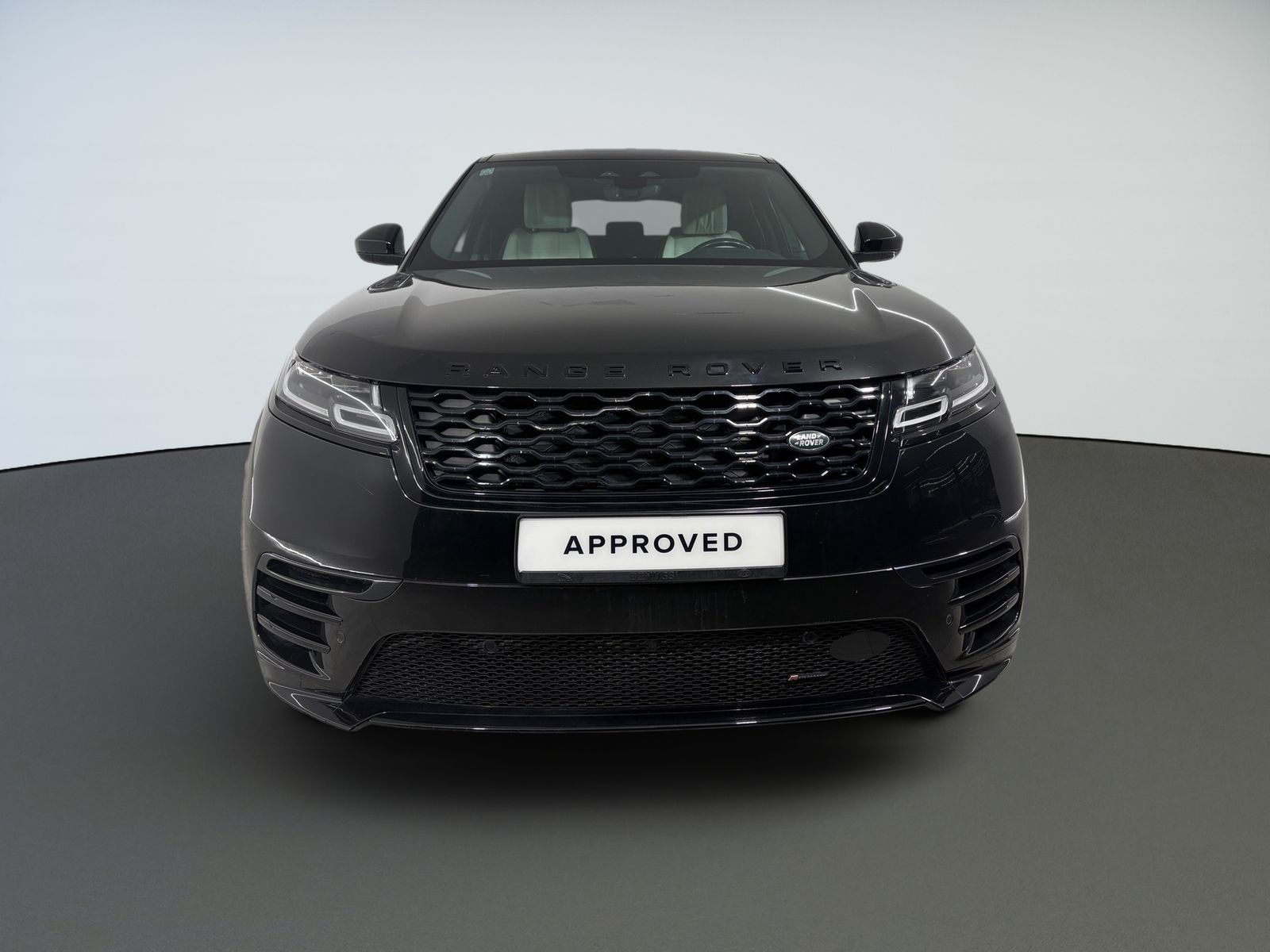 Land Rover R-DYN SE 3.0 300 4WD A8 MHEV imagem 3