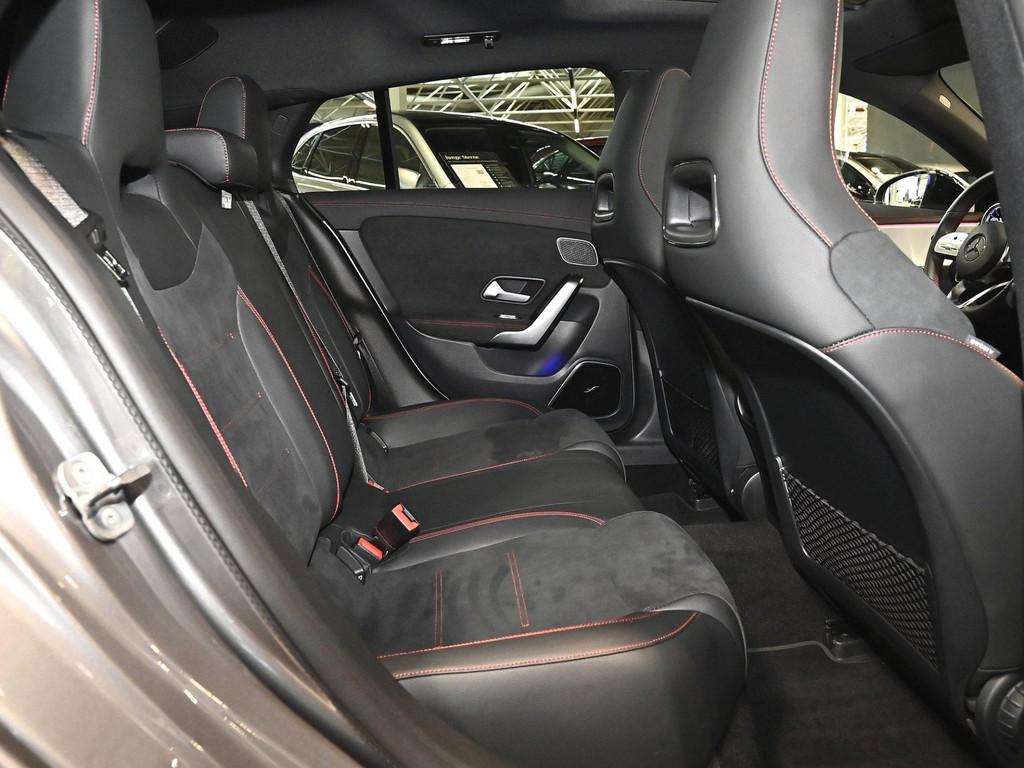 Mercedes-Benz CLA 35 AMG SB 4M NIGHT PANO MULTIB. LED NAVI SHZ