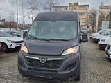 Opel Movano - schwarze Opel Movano