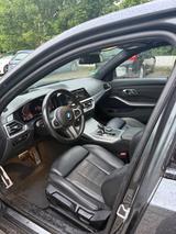 BMW 320d M-Paket | 360° Kamera | Schiebedach uvm - BMW 320: 320d M Paket