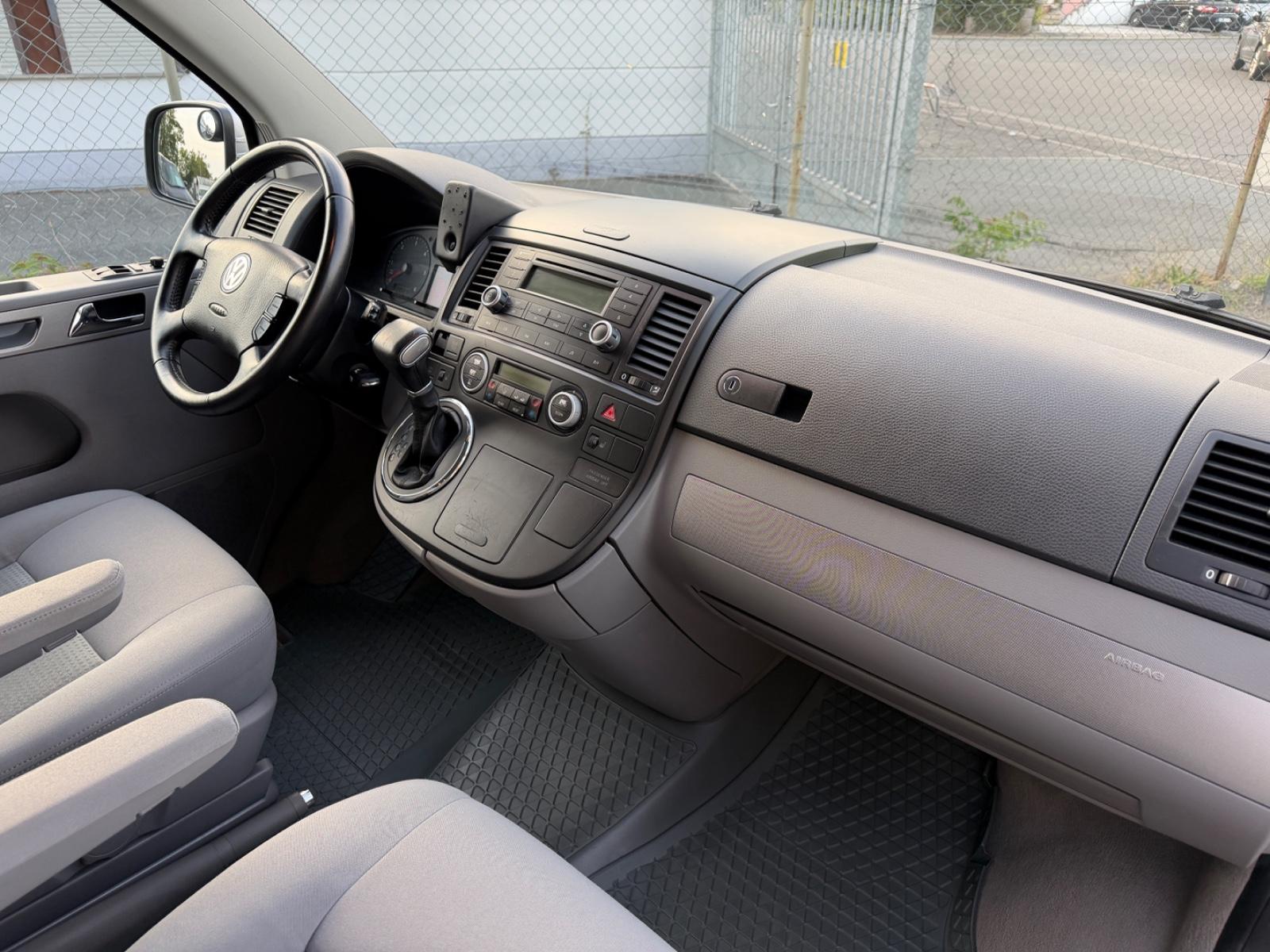 VOLKSWAGEN T5 MULTIVAN 2.0 TDI 140ch DSG - CONFORTLINE - 1ère MAIN - CLIM AUTO - RÉGULATEUR