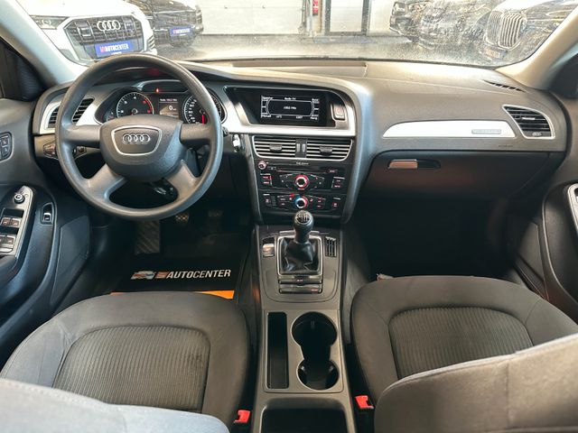 MYAUTOCENTER – Gebraucht- und Jahreswagen mit Werkstattservice in Pfaffenhofen Audi A4 Avant Attraction *BI-XENON*KLIMAAUTOM*ALLRAD*