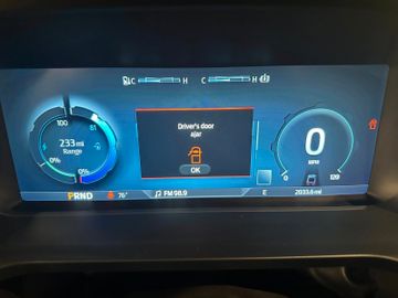 Ford F150 Lightning Lariat  gr. Batterie im Vorlauf