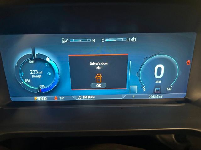 Ford F150 Lightning Lariat  gr. Batterie im Vorlauf