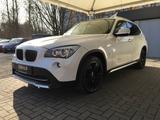 BMW X1 xDrive 2.0d/Autom/Leder/Navi/Xen/AHK/R-Kamera - BMW X1: 2.0