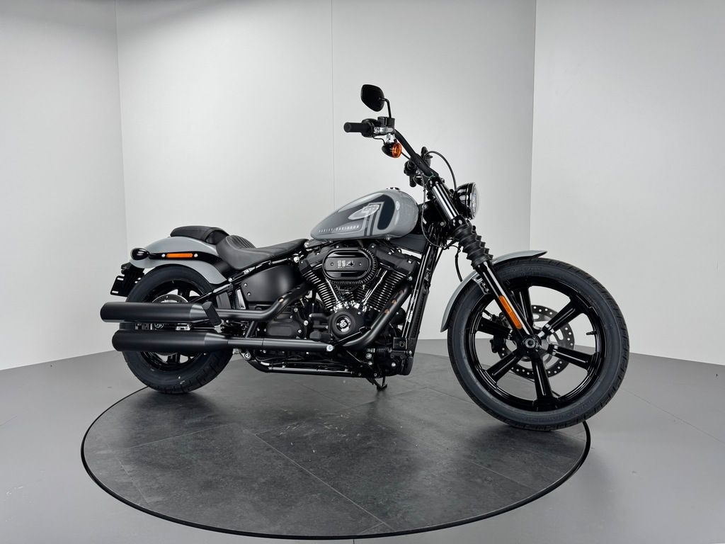 Fahrzeugabbildung Harley-Davidson STREET BOB 114 *NEUWERTIG *WENIG KM